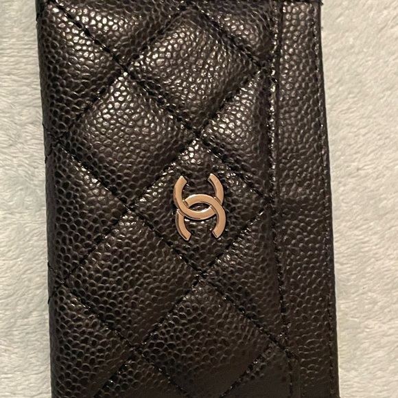 CHANEL Matelasse Caviar Skin Card Case - Picture 6 of 16